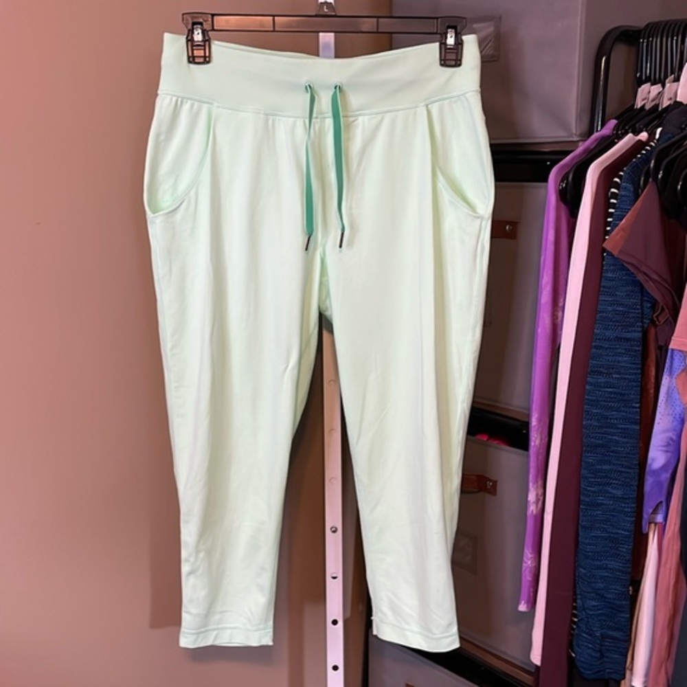 Lululemon Crop Joggers Sz 8 Fresh Teal Very Green Mint Buttery Soft 8053